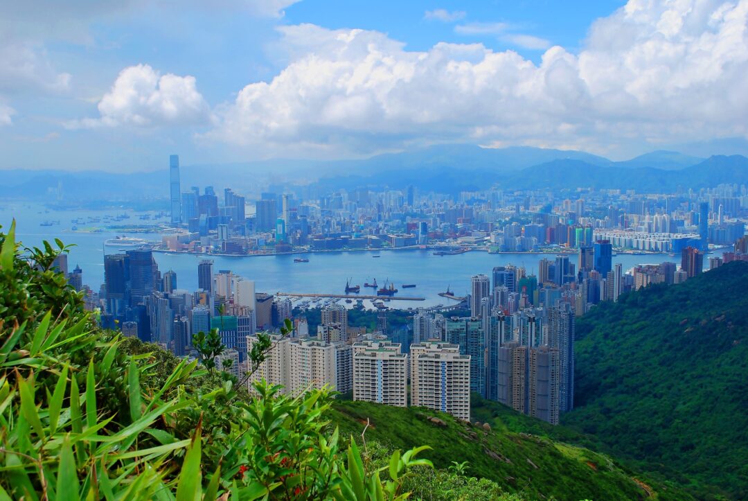 Hong Kong Market Insights: Real Estate Trends, Economic Growth and Financial Highlights!