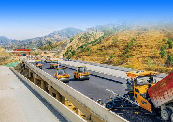 Fleet of XCMG Autonomous Road Rollers Completes the The World’s First Asphalt Road Construction - Panda Expressway between Sichuan and Yunnan Province.