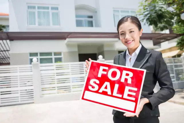 real-estate-agents