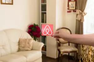 Airbnb 民宿