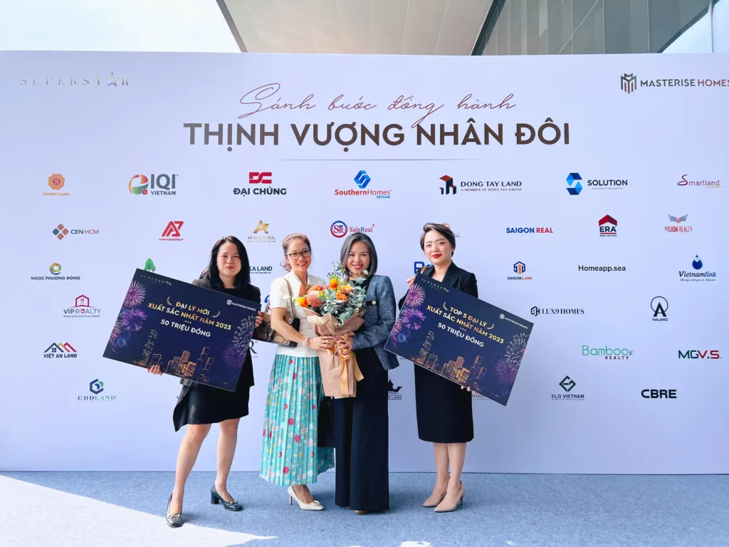 IQI Vietnam received awards by matrises homes