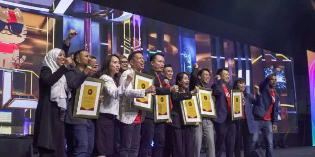 IQI real estate negotiators received awards at Juwai IQI International Convention 2024