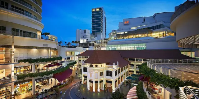 Gurney Paragon Mall George Town